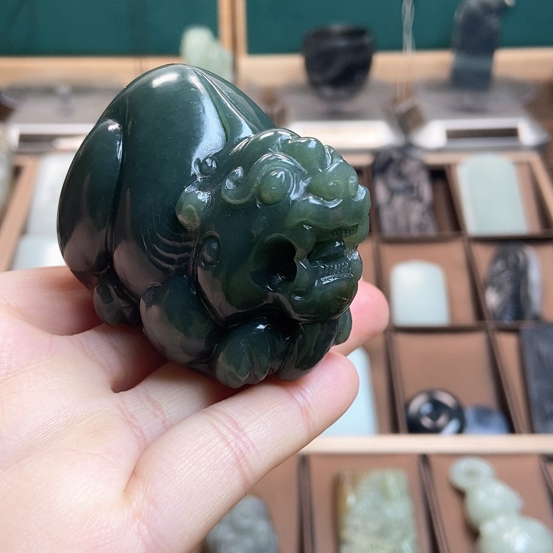 和田玉（糖玉）颈饰未镶嵌