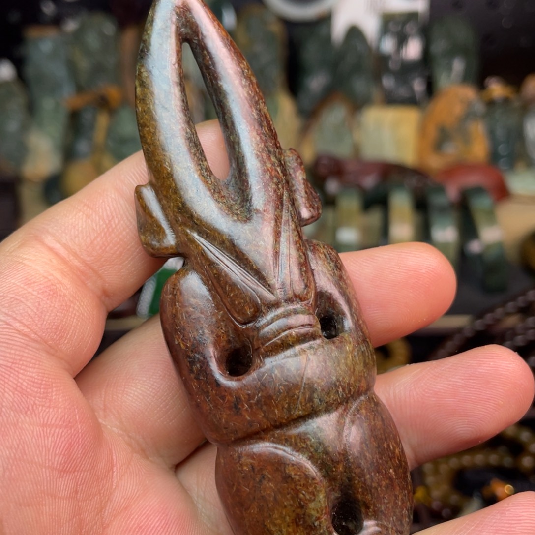 岫岩河磨玉（透闪石质玉）未镶嵌颈饰