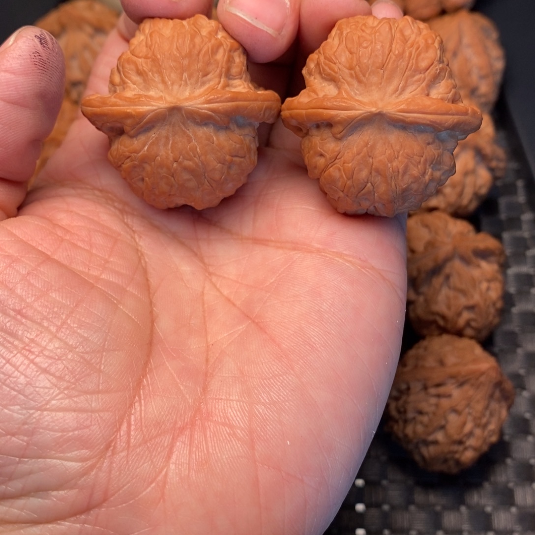 吊坠文玩核桃血麒麟38