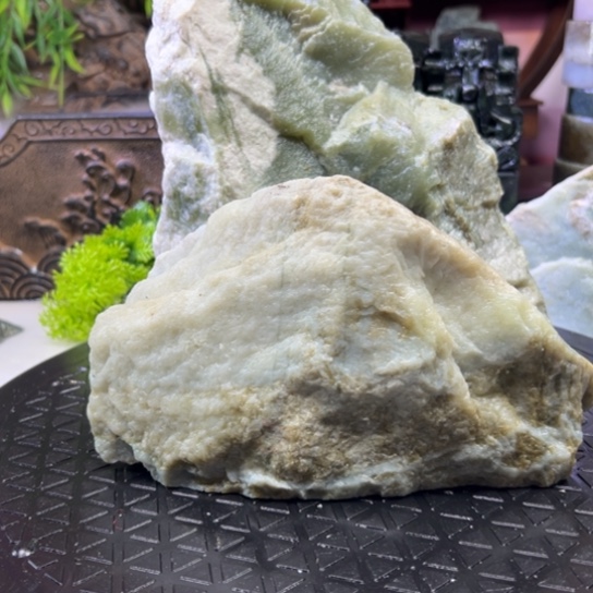 芾***行和田玉（黄玉）未镶嵌颈饰