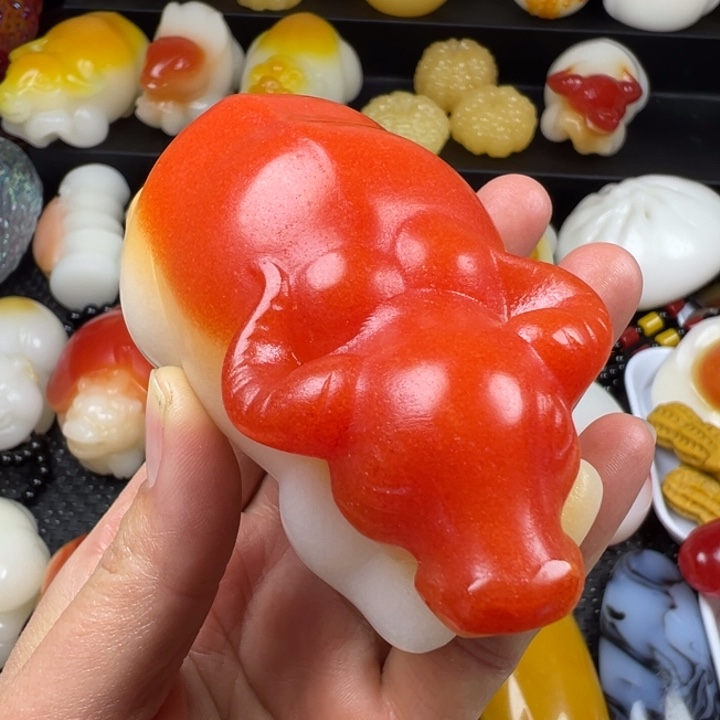 新疆戈壁五彩石金丝