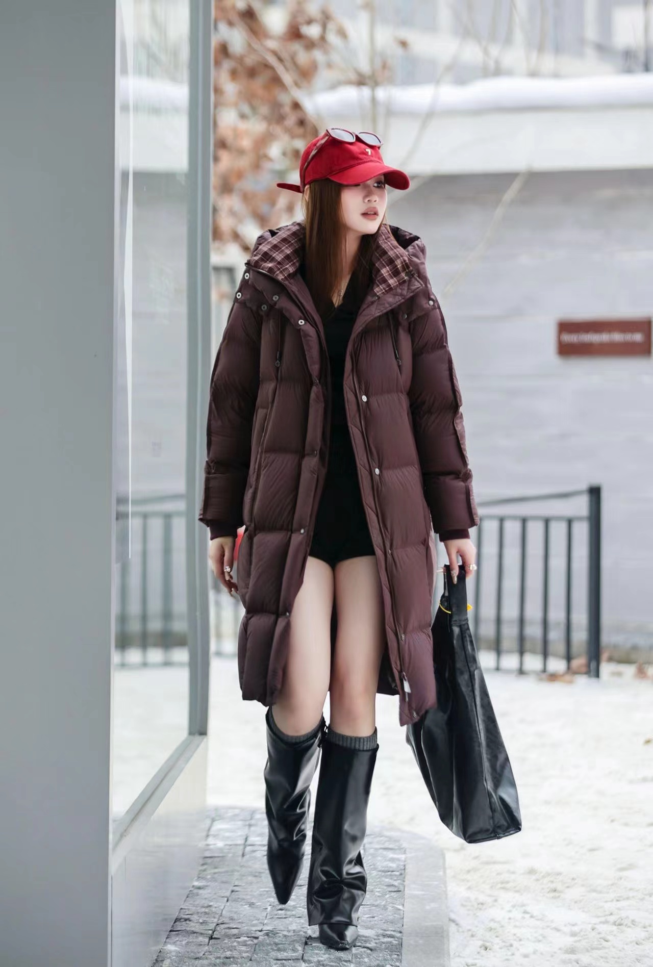 王姐专属-2025新品欧货休闲百搭过膝大方块连帽羽绒服【春-8762】