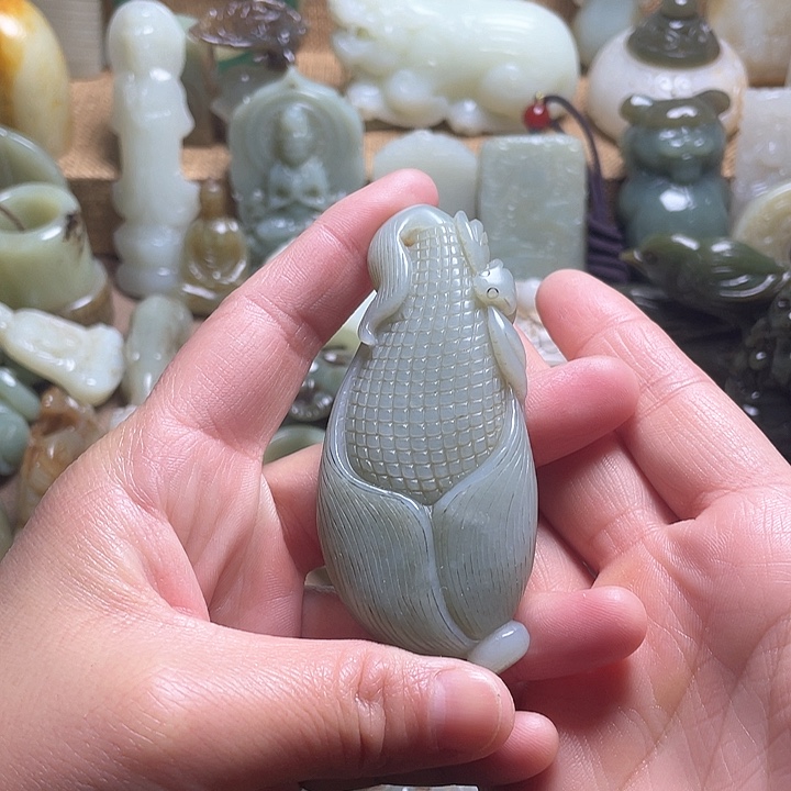 和田玉颈饰未镶嵌