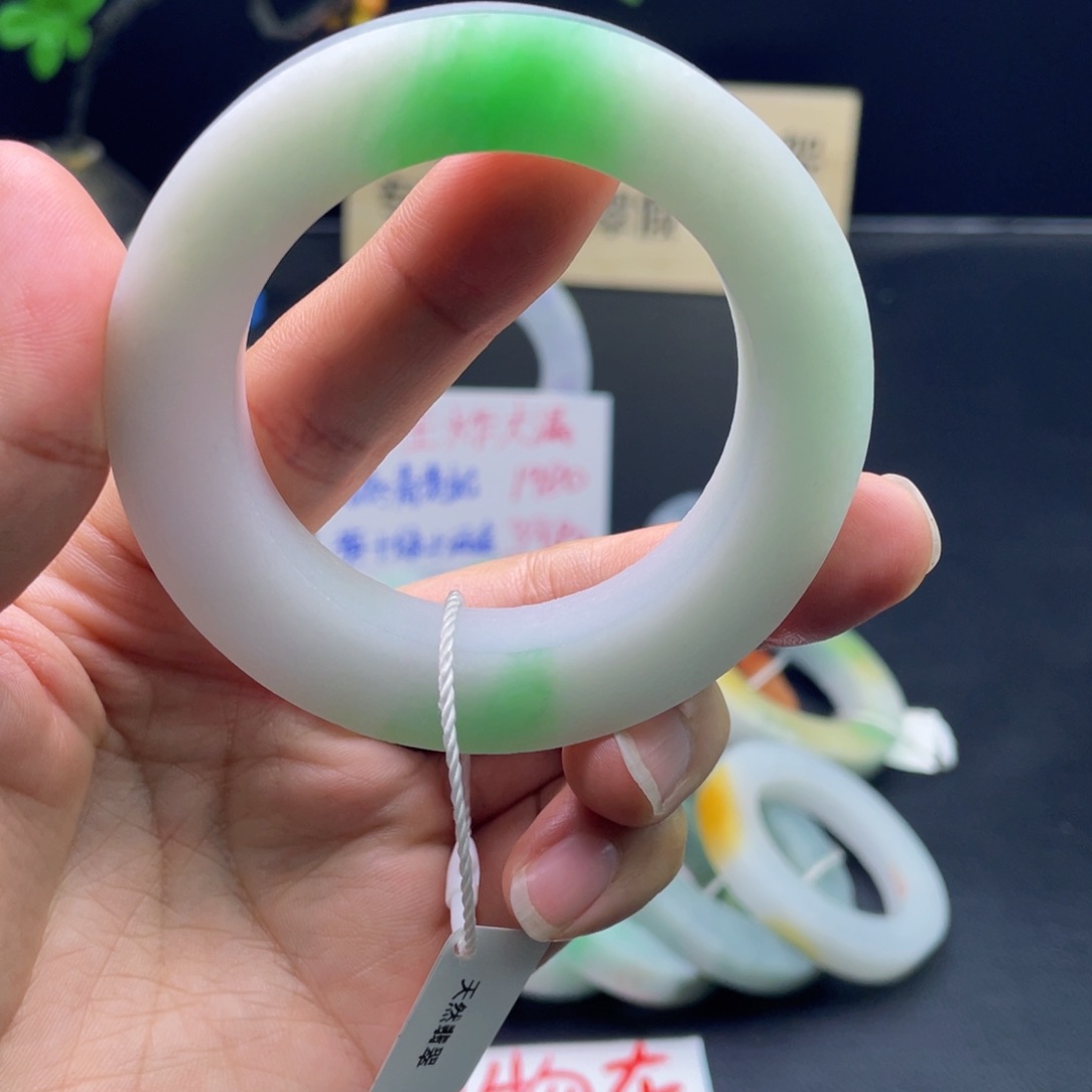 定制翡翠翡翠未镶嵌