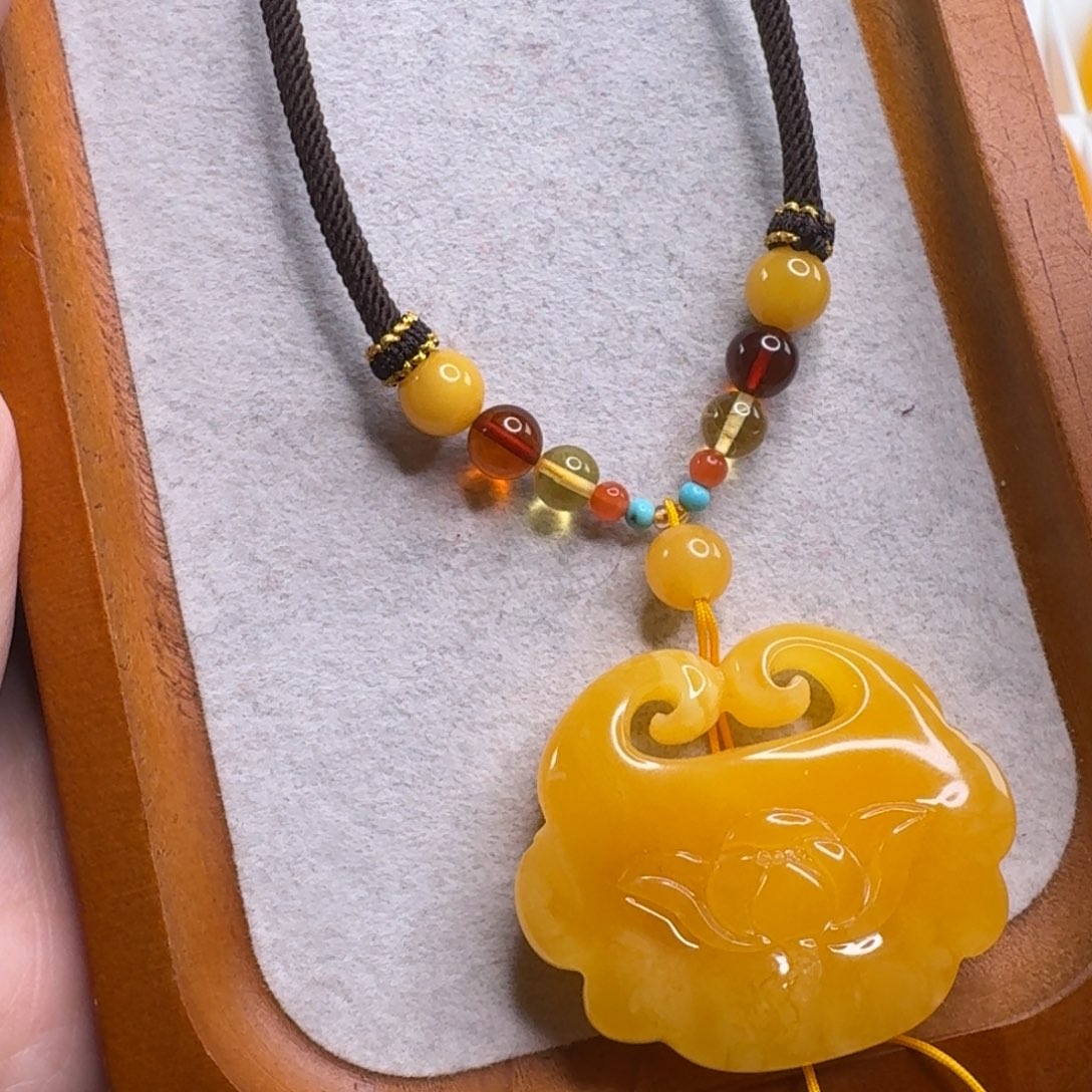 蜜蜡毛衣链未镶嵌