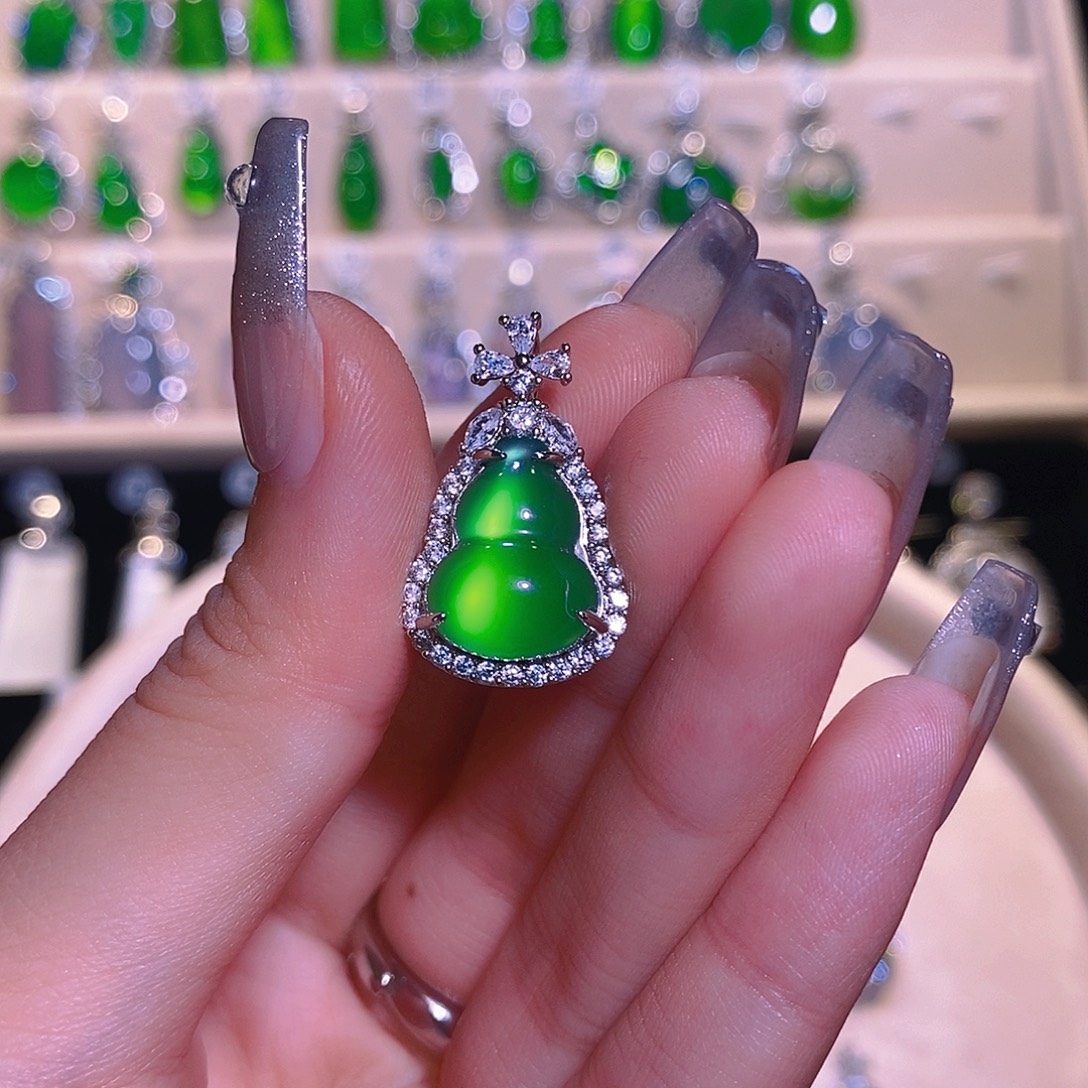 锆石铜合金白富美