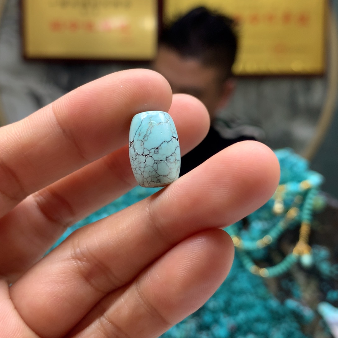 绿松石配饰未镶嵌