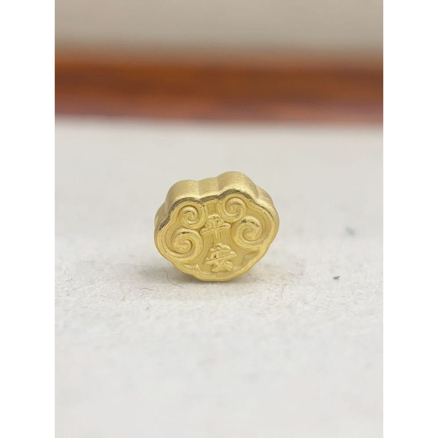 辉通黄金足金999平安祥云配件DP1951-01150