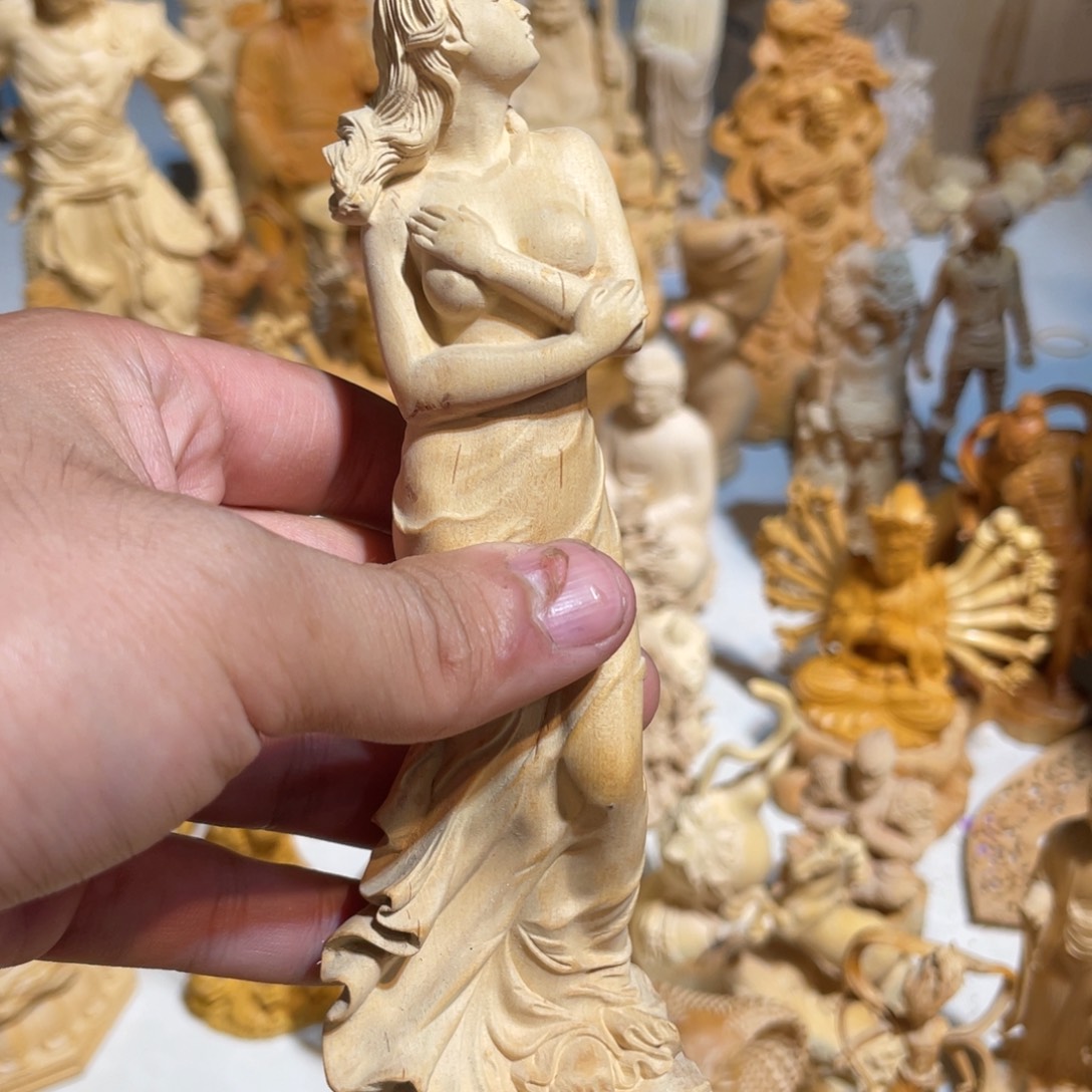 论***错黄杨木瑕疵小美女