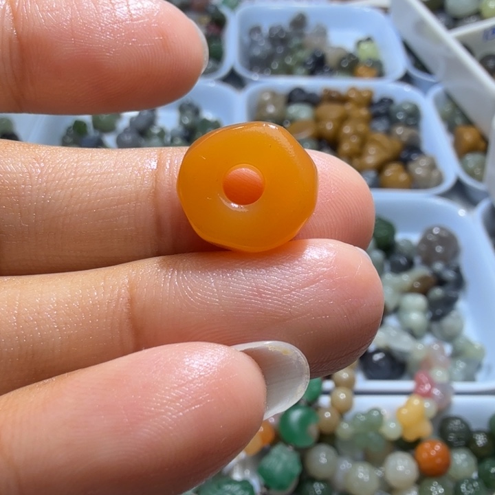 未镶嵌和田玉珠宝半成品