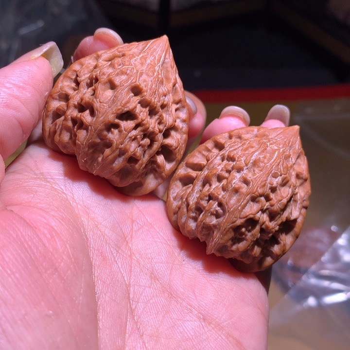 文玩核桃吊坠大**儿101雪桃