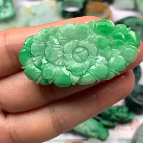 定制翡翠未镶嵌翡翠