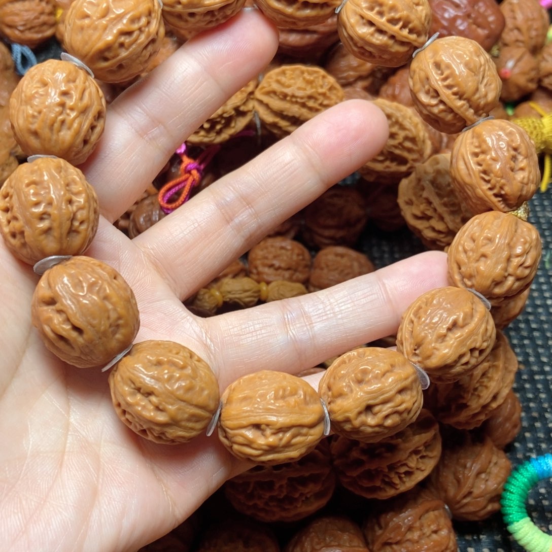 青***儿桃核手串粗筋手串