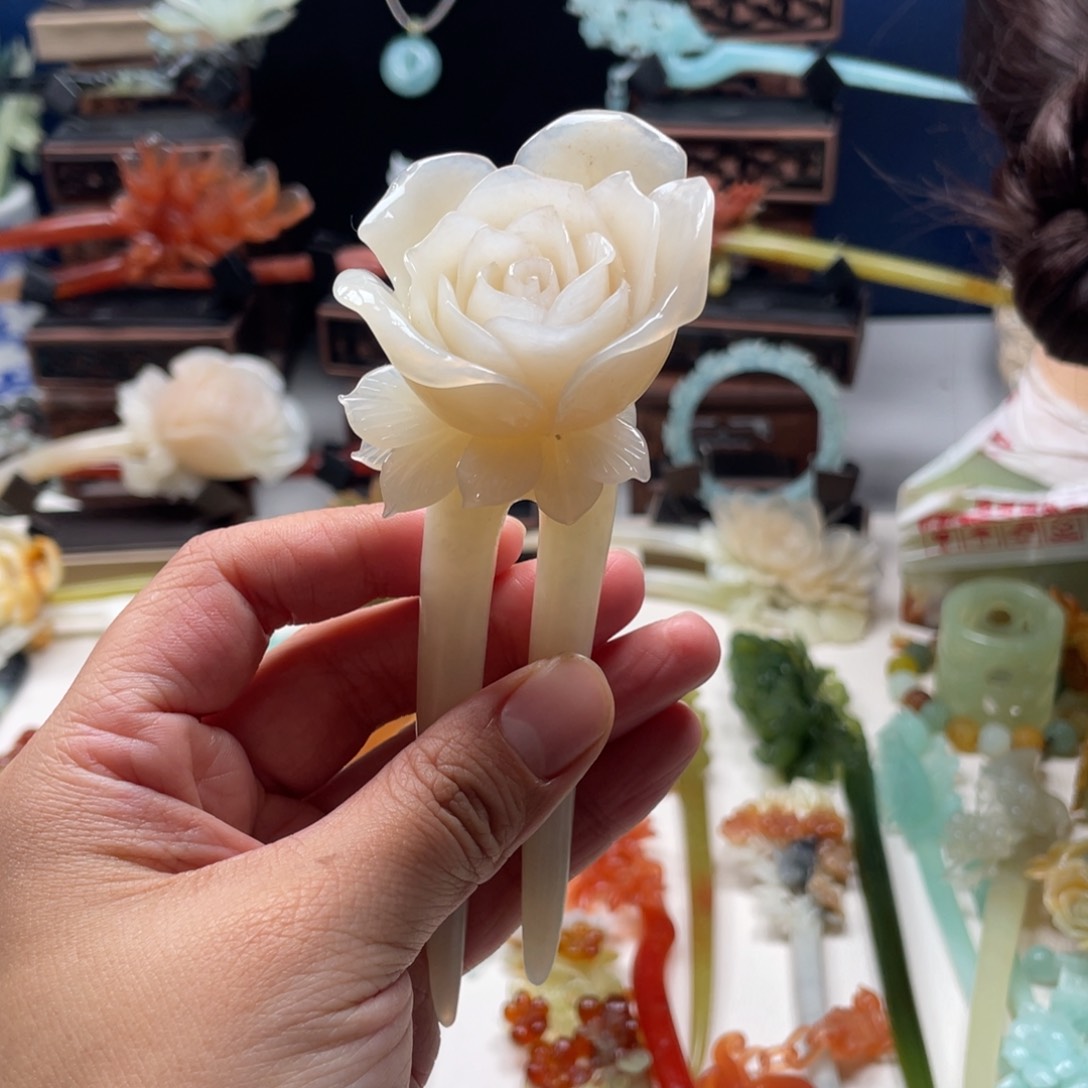 【闪购商品】蛇纹石玉发饰未镶嵌?****?
