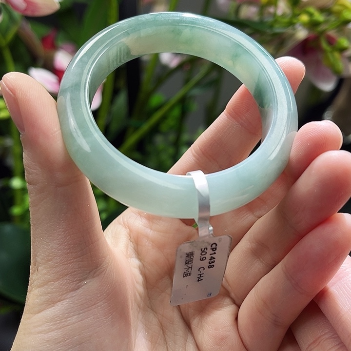 翡翠手镯未镶嵌手镯