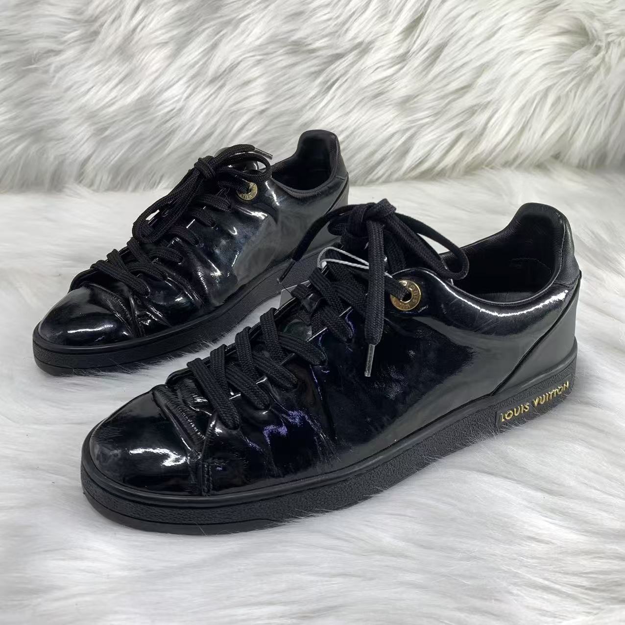 95新 LouisVuitton/路易威登 36/Seven/黑色亮面平底板鞋 xxs796 