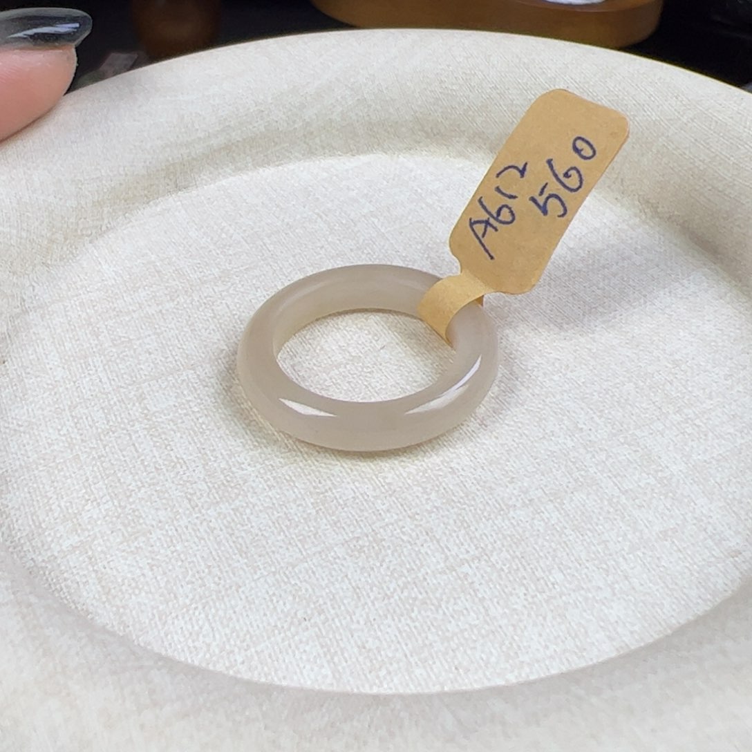 和田玉戒圈未镶嵌内径18