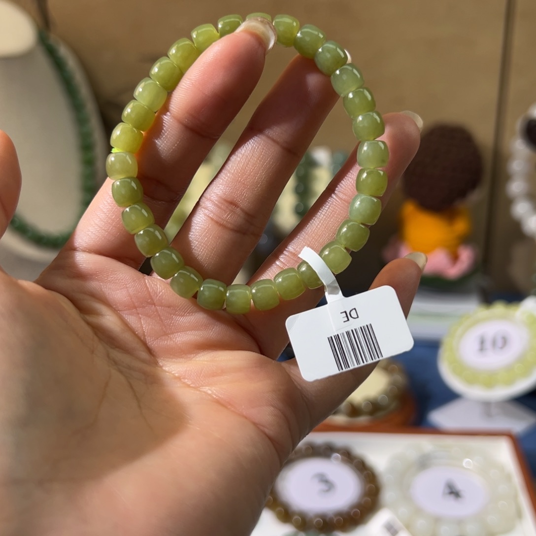 和田玉未镶嵌手串