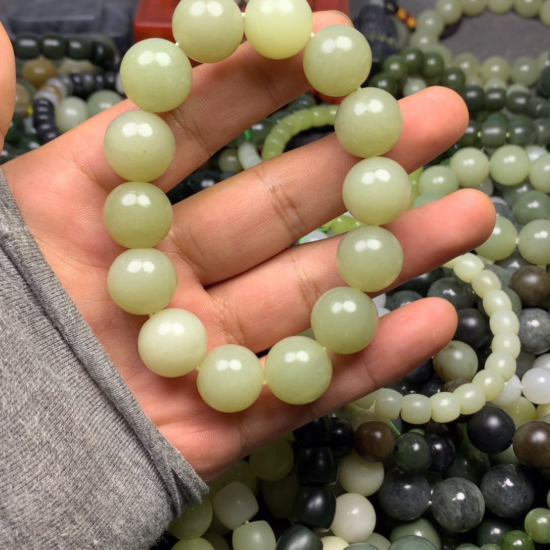 和田玉手链未镶嵌