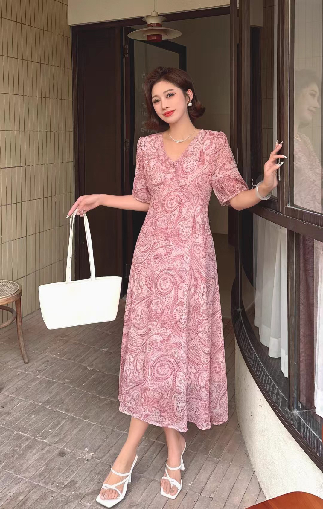 杭州孟茹推荐2025夏款自然收腰显瘦连衣裙腰果花粉紫色35