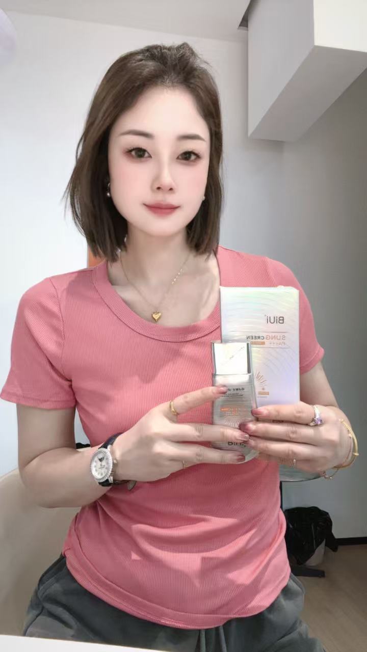 滨莉家【防晒乳】螺纹纯色T恤