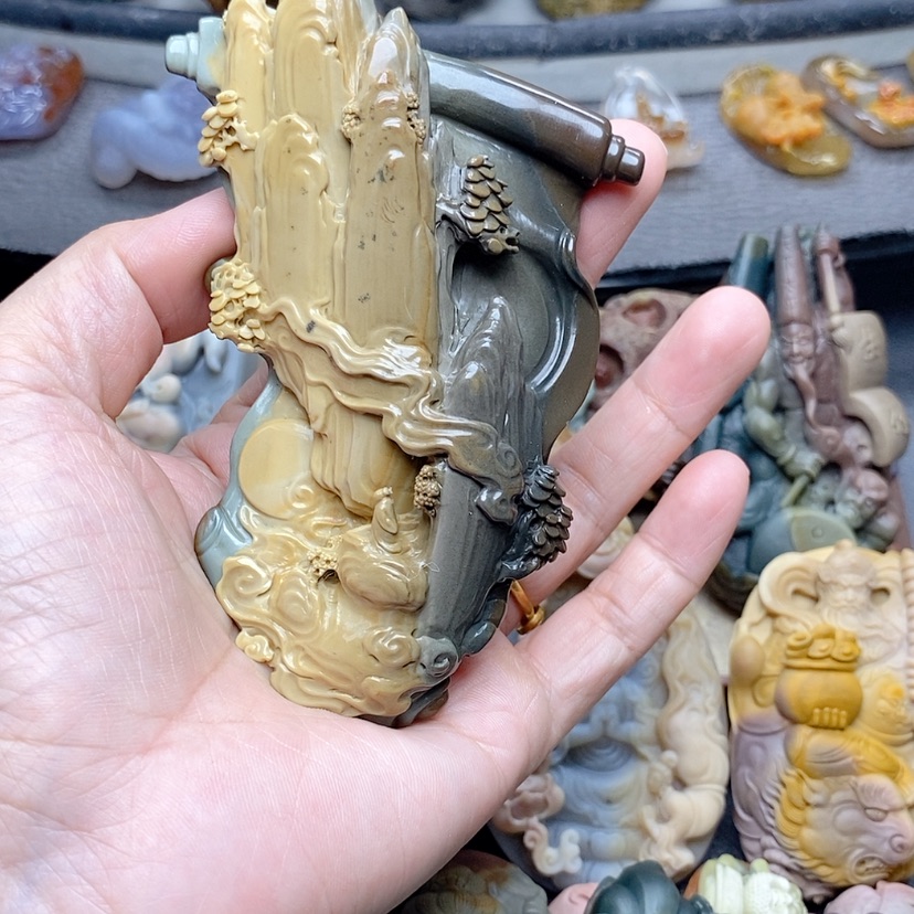 【闪购商品】定制石英质玉吊坠未镶嵌