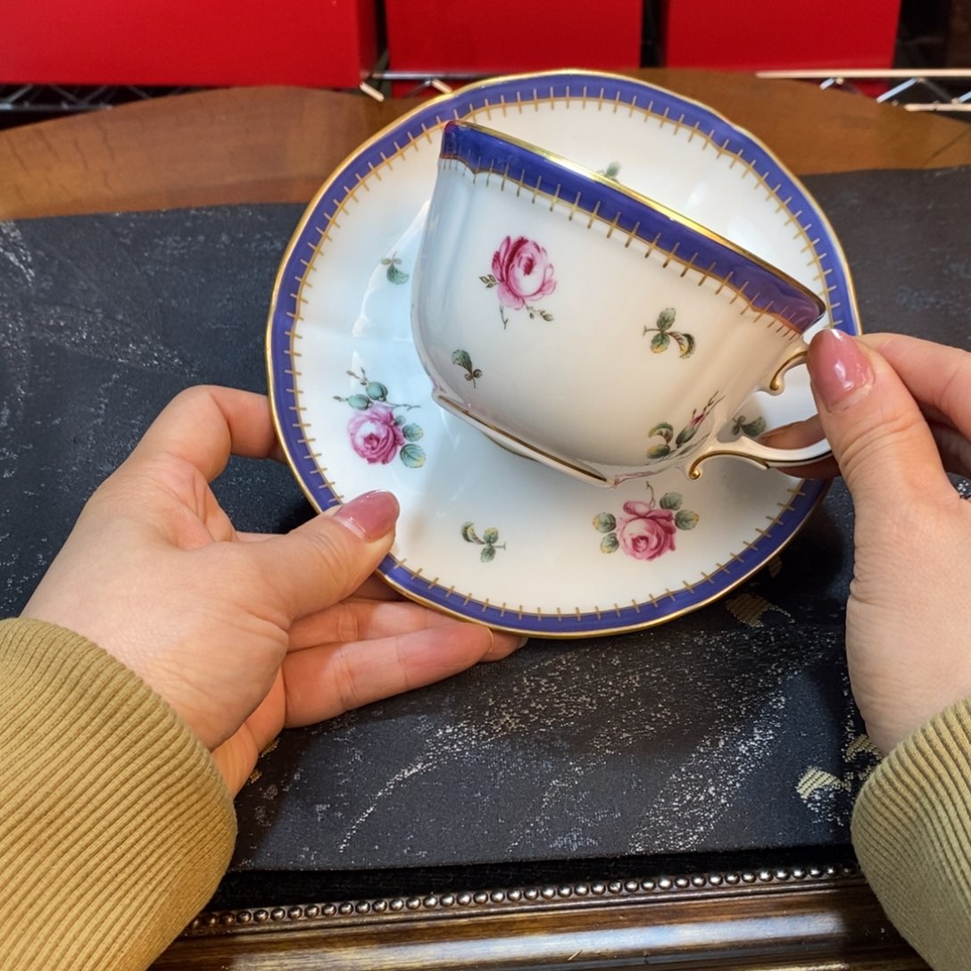 瓷器哈哈哈哈哈哈哈哈