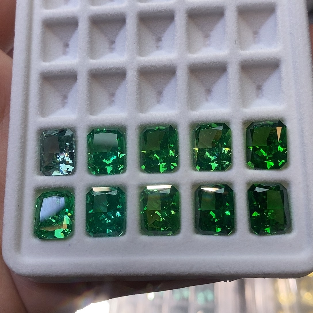 8*10 1颗长倒蓝宝石（处理）冰花切