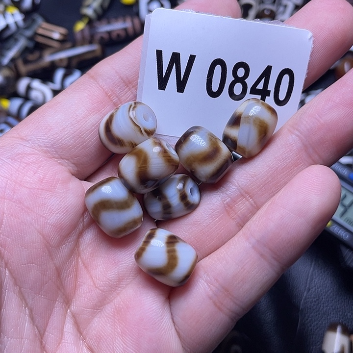 玛瑙/玉髓颈饰未镶嵌微瑕