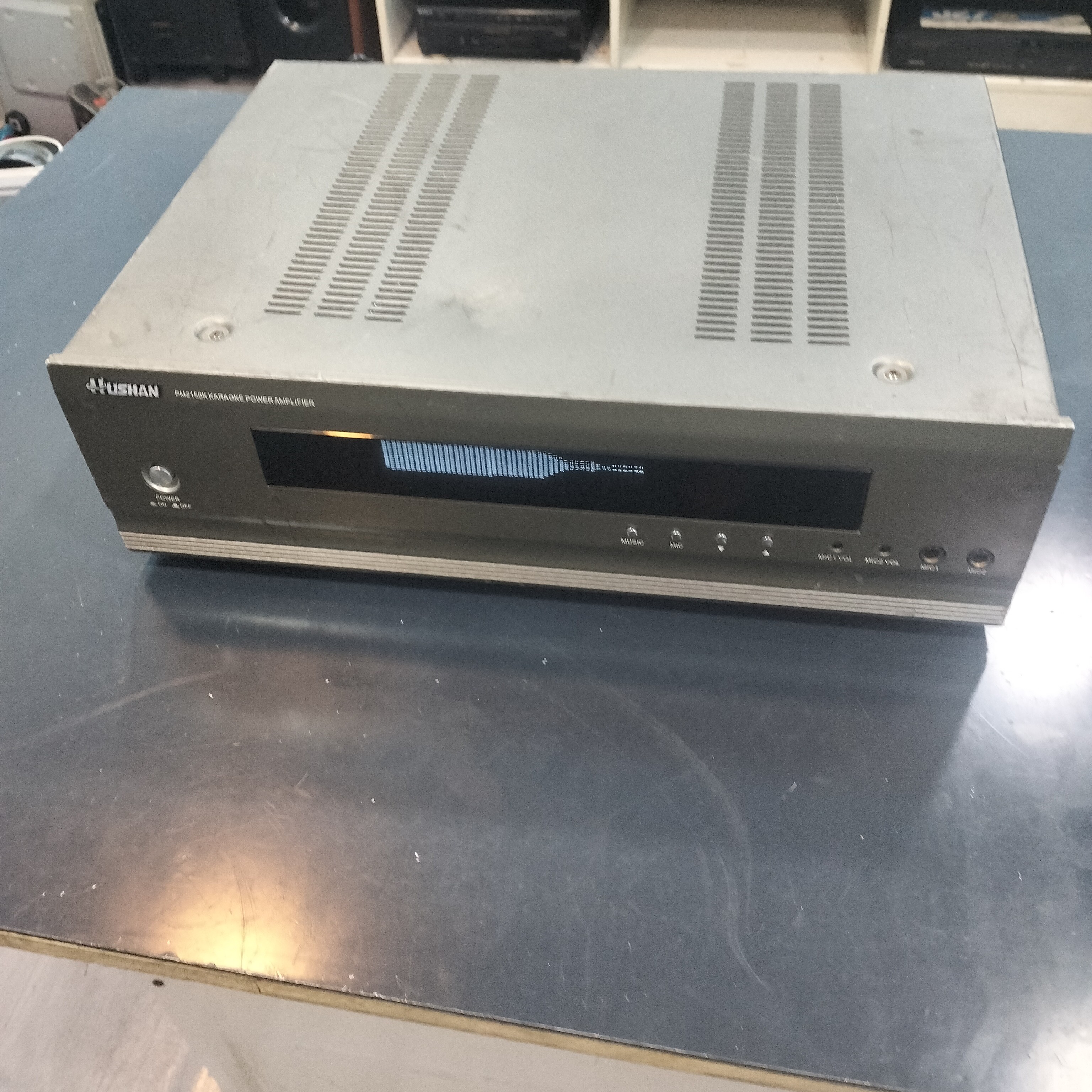 8新  HS功放机正常使用，顺丰包邮