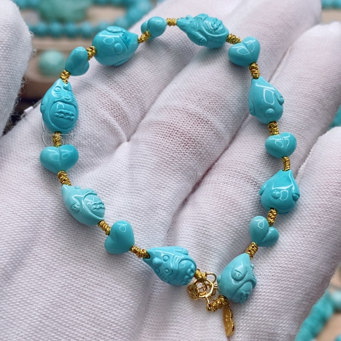 绿松石未镶嵌珠宝奇石