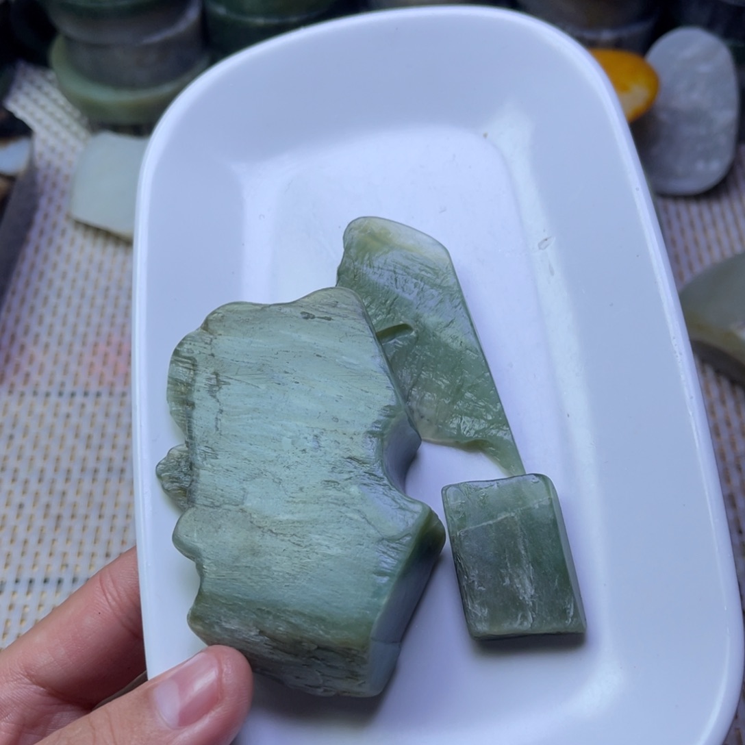 未镶嵌和田玉珠宝半成品川料猫眼