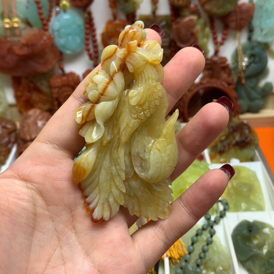 蛇纹石玉颈饰未镶嵌X****