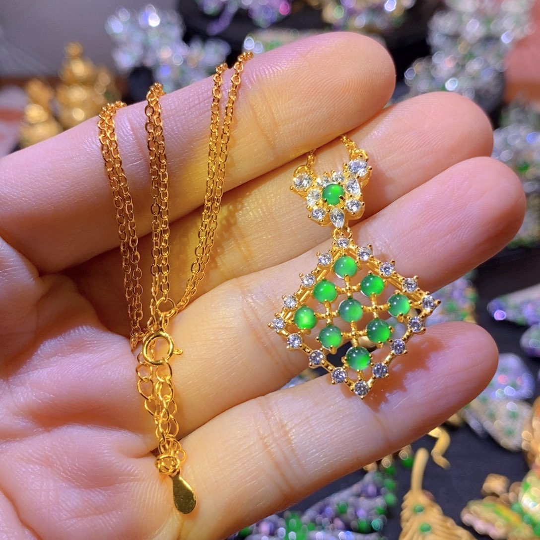 吊坠(不含链)银S925镀金镶嵌翡翠