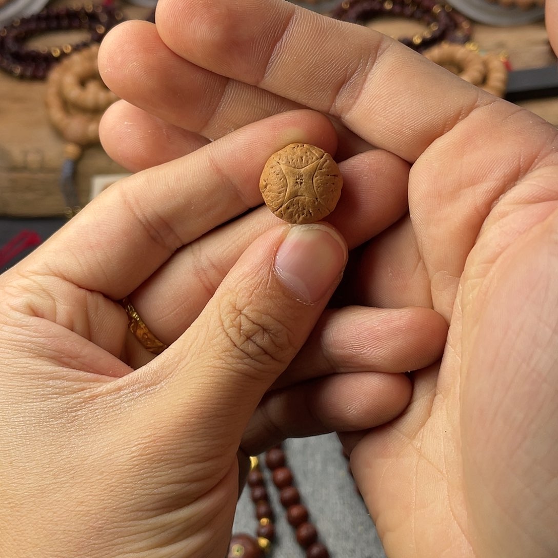 凤眼菩提吊坠17.5mm麒麟福利