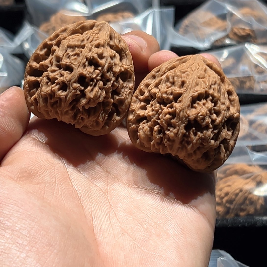 文玩核桃吊坠南疆15