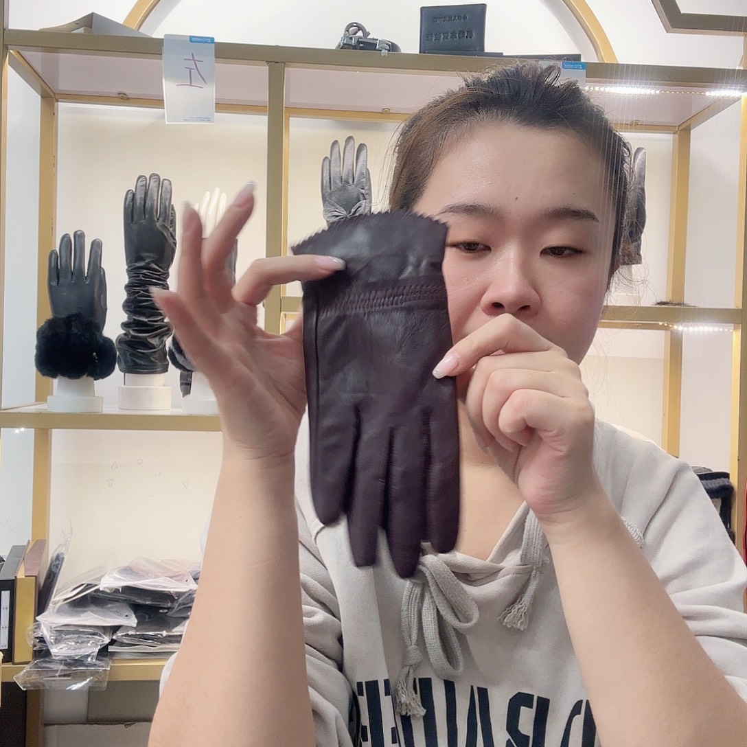 绵羊皮单皮羊皮黑色100