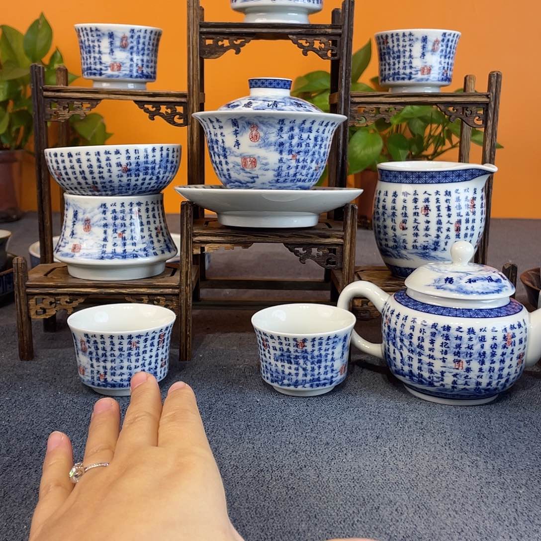 景德镇陶瓷艺术品