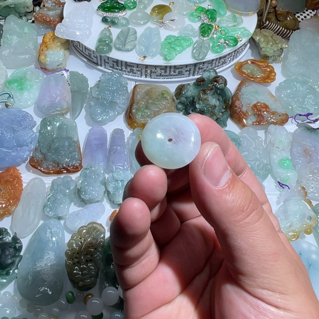 翡翠未镶嵌颈饰天然