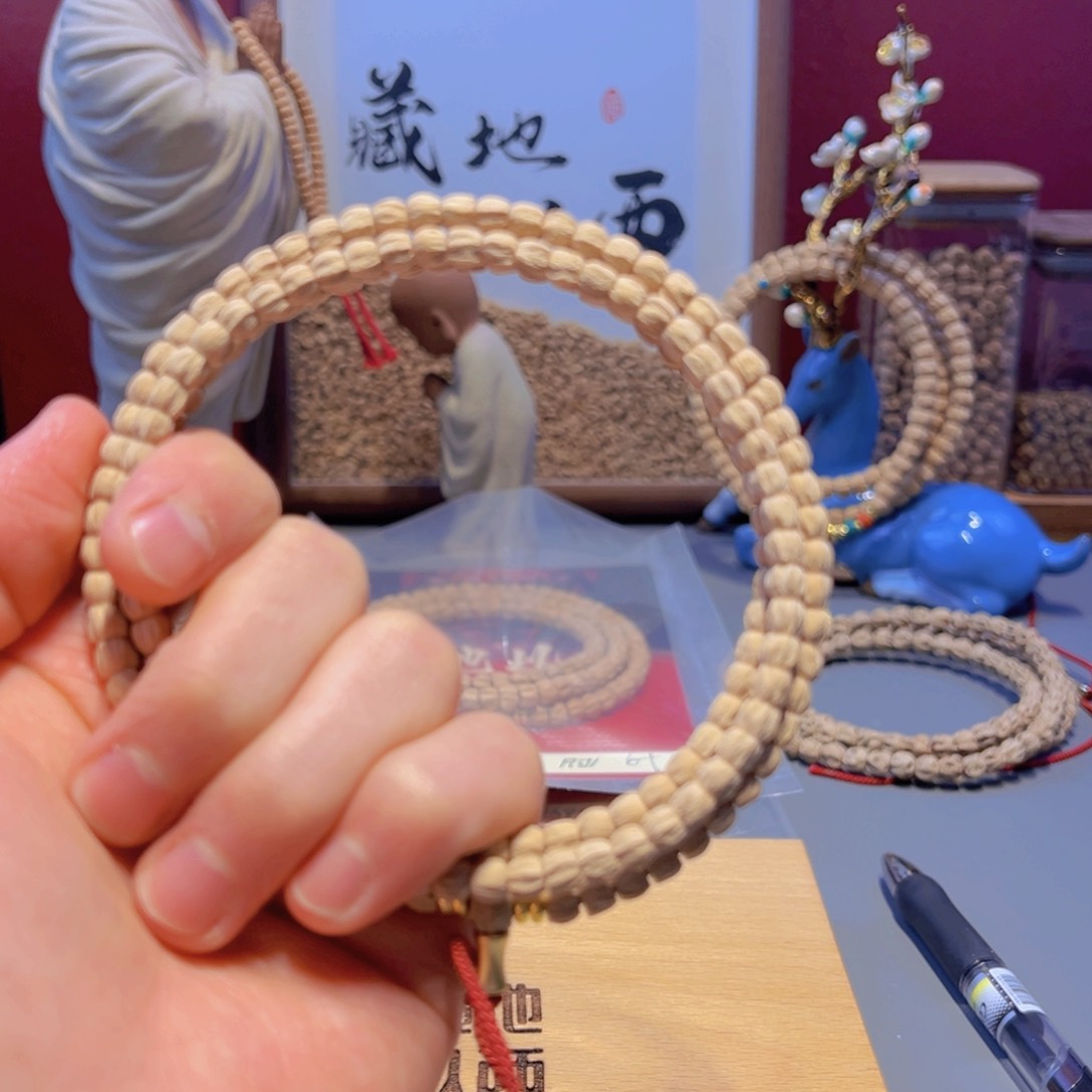 柏香籽/百香籽吊坠断****兄