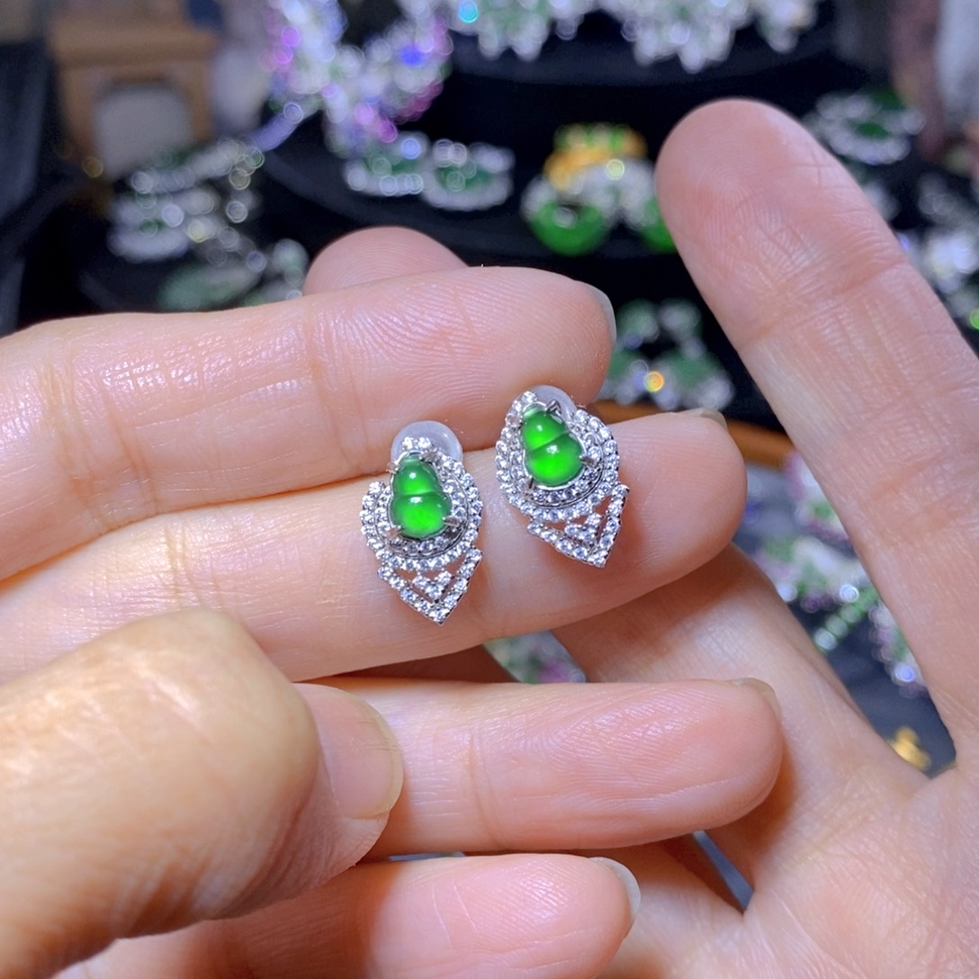 翡翠耳饰银S925镶嵌天然翡翠