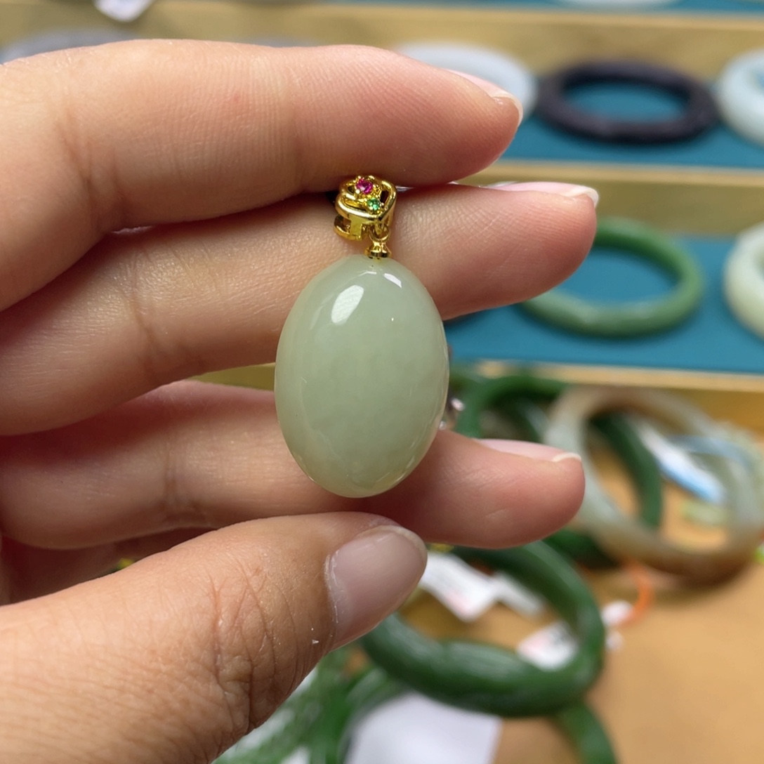 手链未镶嵌和田玉