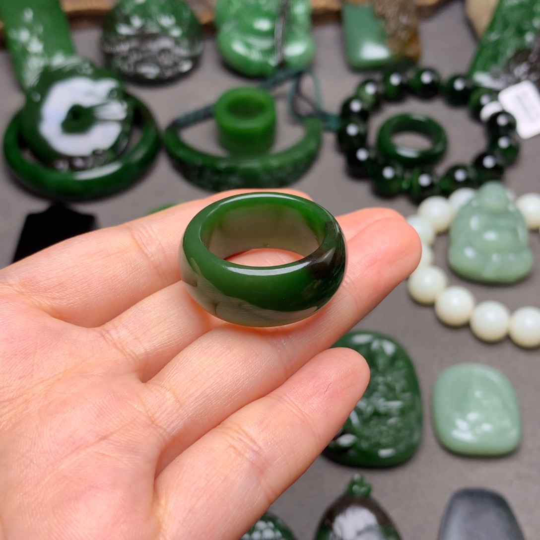 和田玉未镶嵌颈饰戒指21