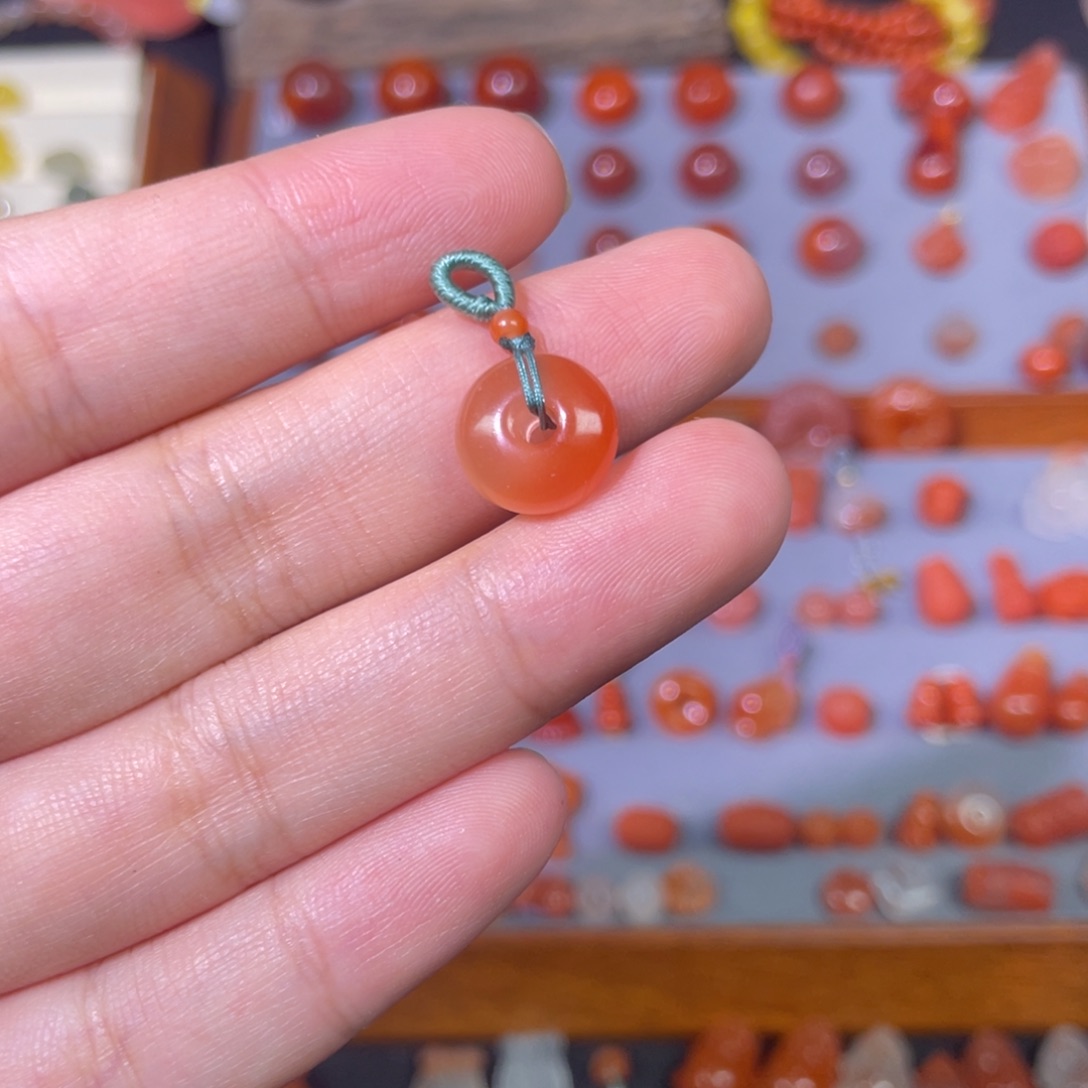 南红玛瑙平安扣未镶嵌