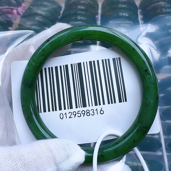 和田玉（碧玉）手镯未镶嵌5758包容