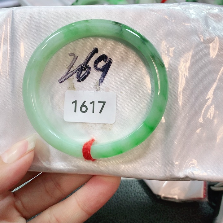 翡翠手镯未镶嵌天然翡翠手镯54