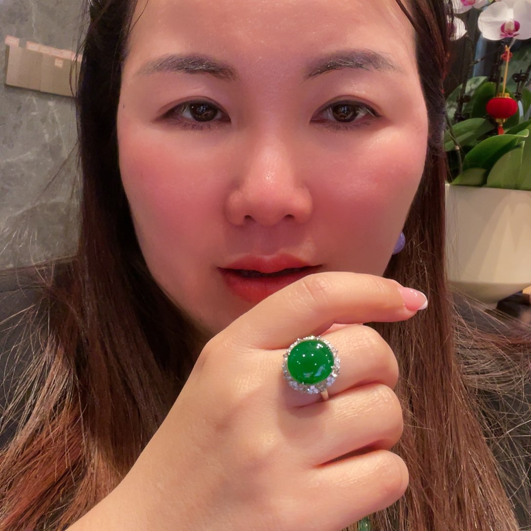 翡翠戒指18K金镶嵌缅甸翡翠帝王绿女戒