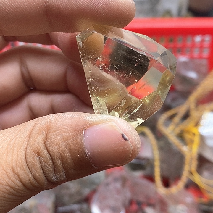 未镶嵌珠宝半成品水晶112水晶石
