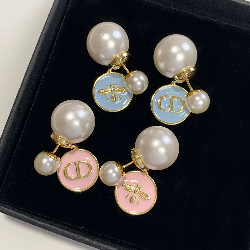 铜合金耳饰 无耳洞轻奢大牌风D家小蜜蜂字母前后双面珍珠无痛耳夹