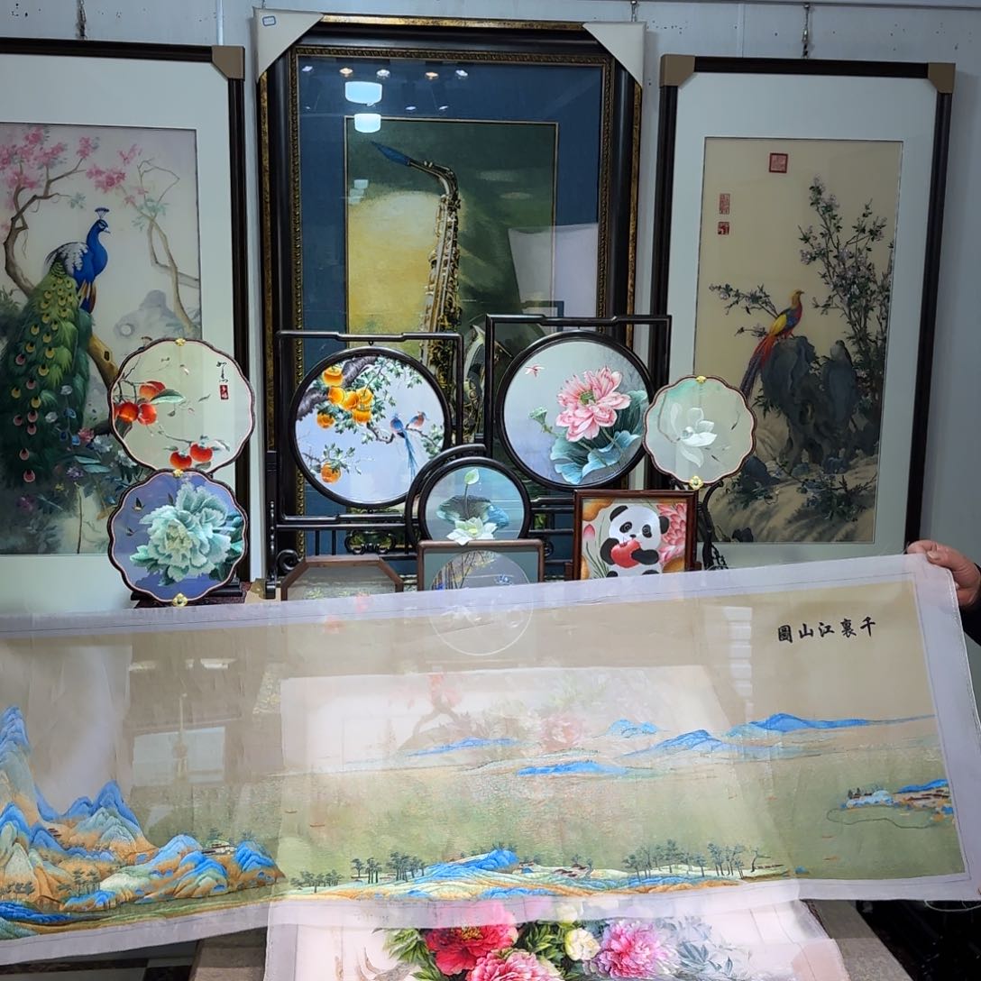 刺绣刺绣工艺精湛